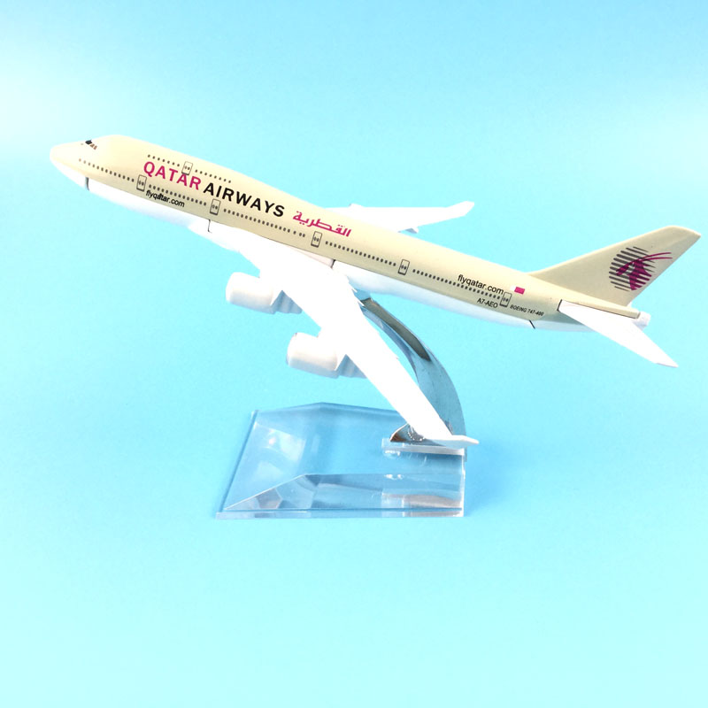 QATAR Airways Boeing 747 B747  - đánh giá và giá Kids Toys Qatar