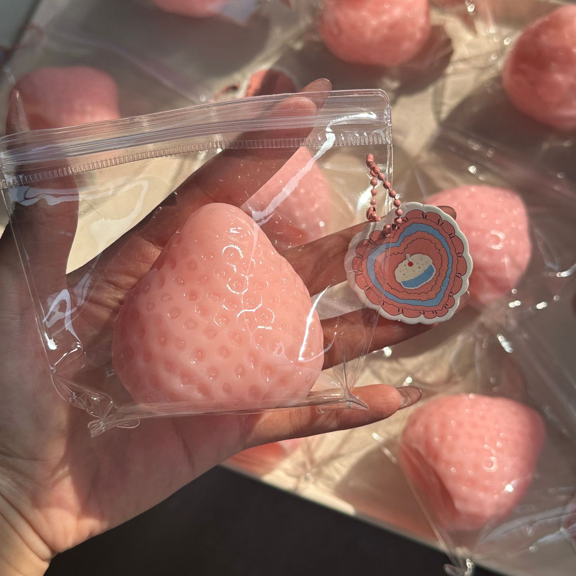 Strawberry Taba Squishy Fidget - đánh giá và giá Kids Toys Idea