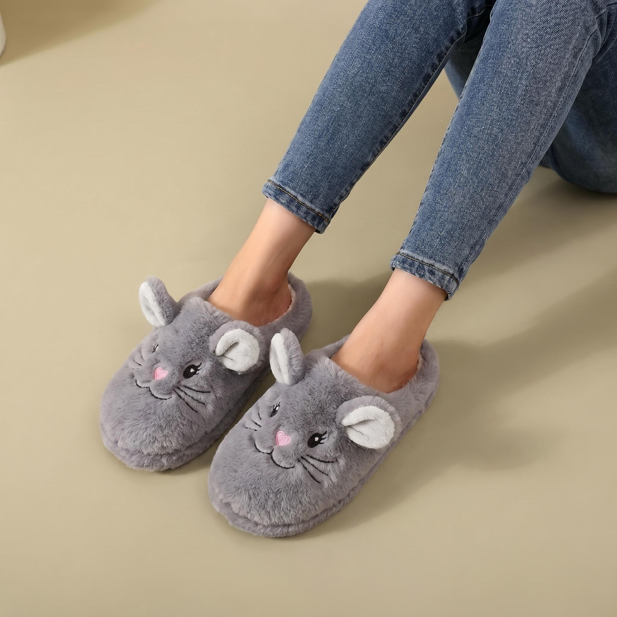 A Pair of Gray Cute Cartoon Ra - đánh giá và giá Soft Plush Doll